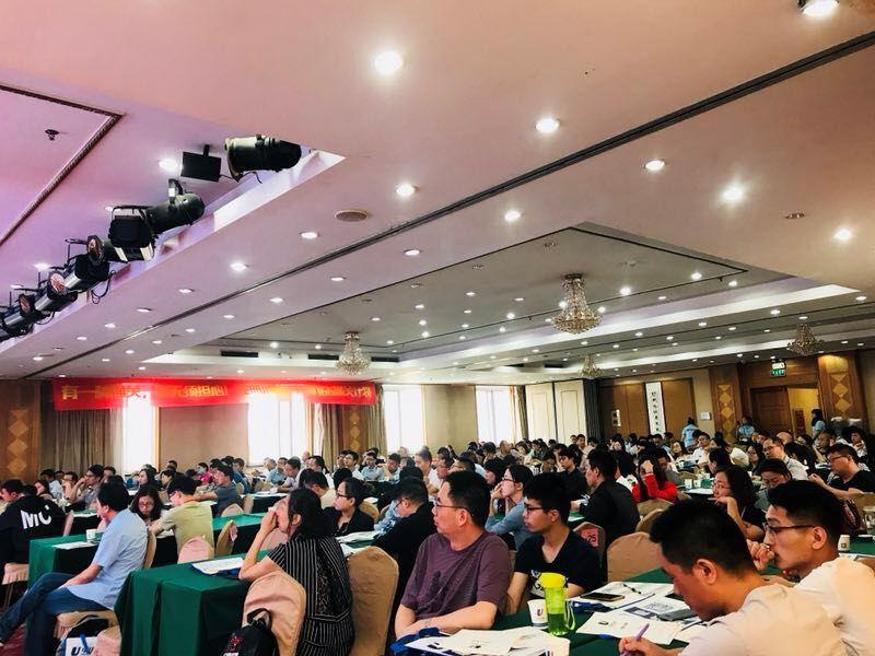 关于报考二级建造师照片的要求